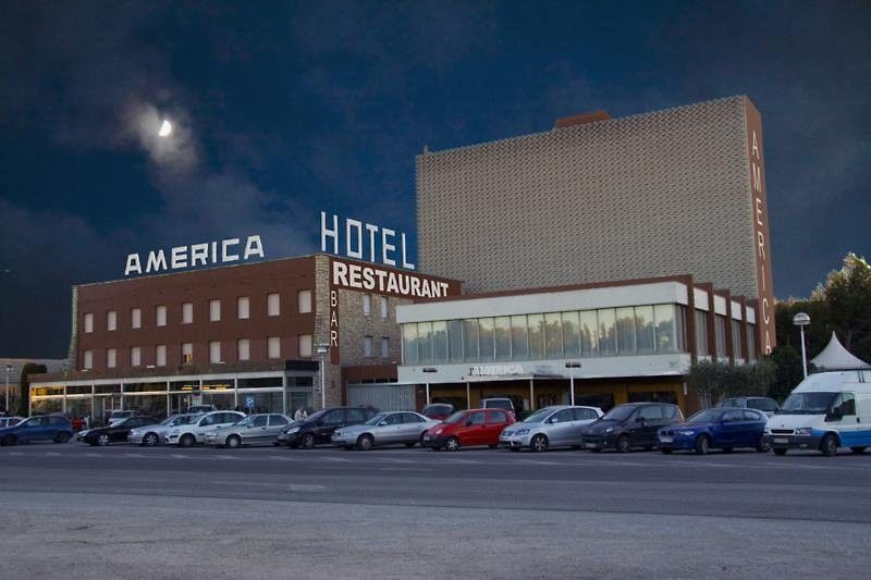 Hotel America Igualada Exterior foto